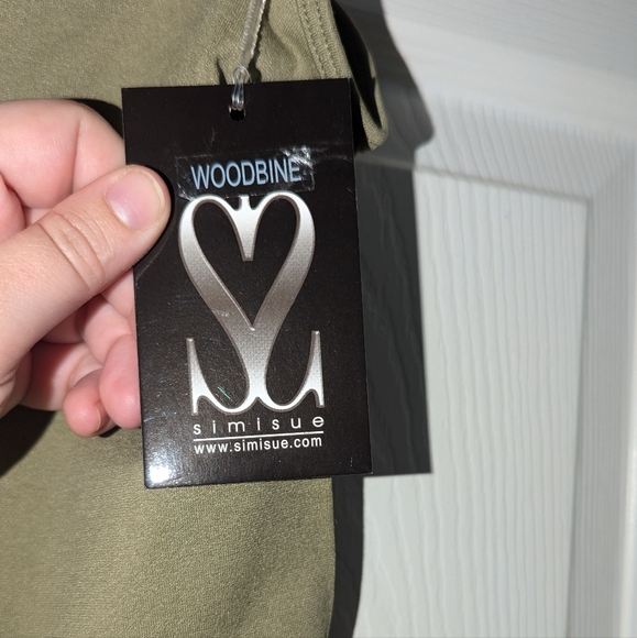 NWT Simi sue green shaping cami - Picture 3 of 4